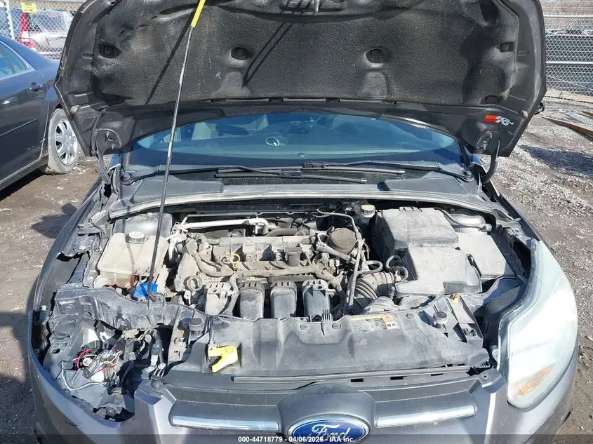 2013 FORD FOCUS SE
