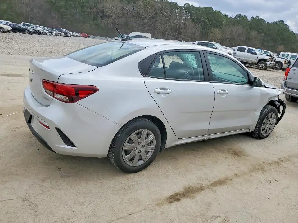 2023 KIA RIO LX  
