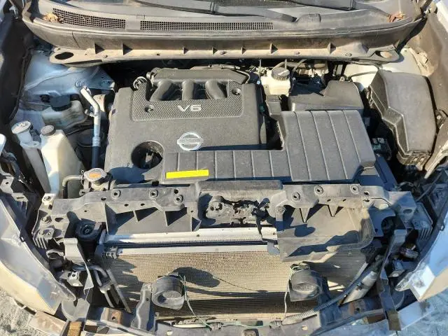 2013 NISSAN MURANO S  