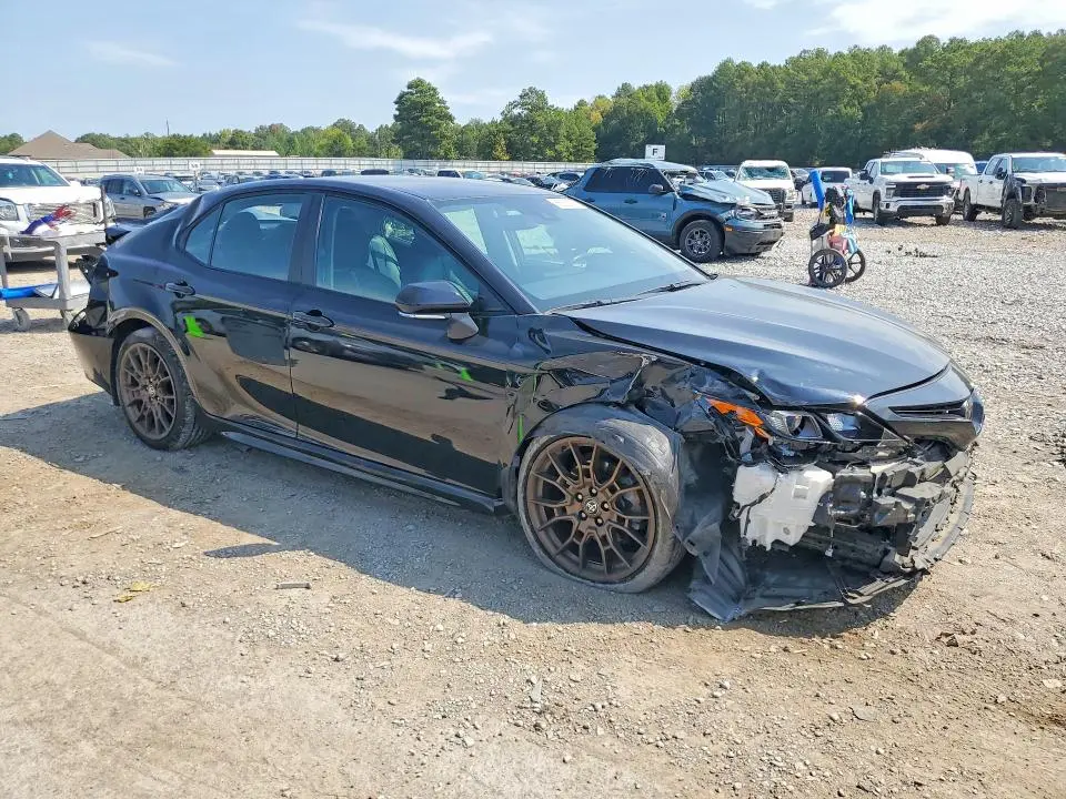 2023 TOYOTA CAMRY SE NIGHTSHADE  