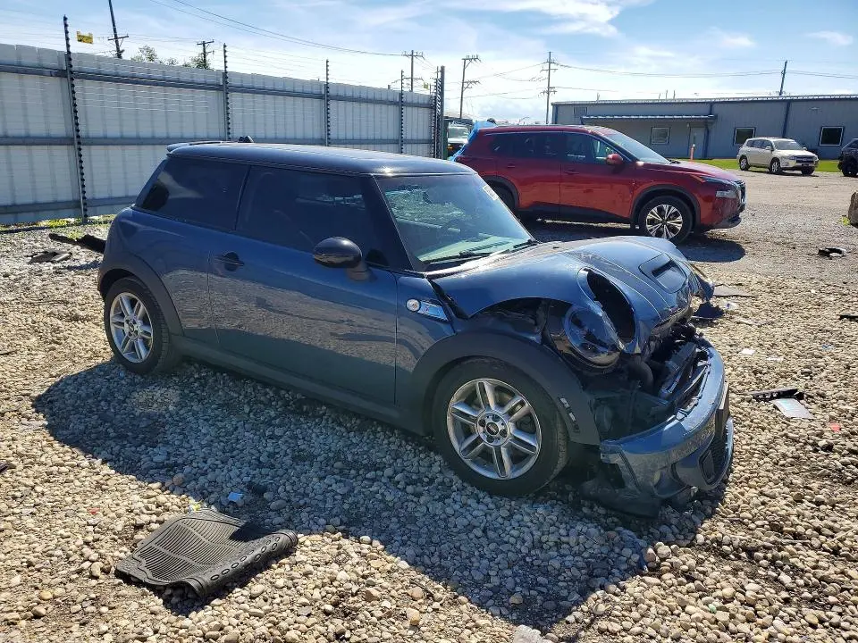 2011 MINI COOPER S  