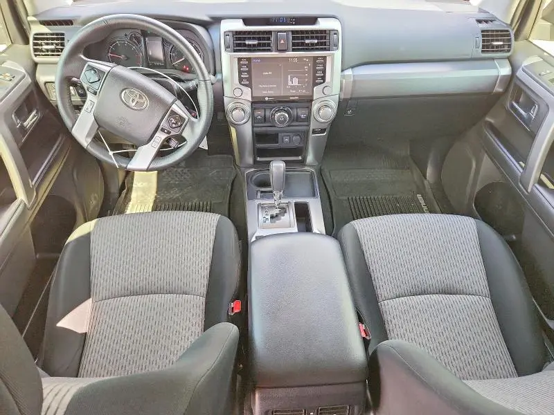 2020 TOYOTA 4RUNNER SR5  