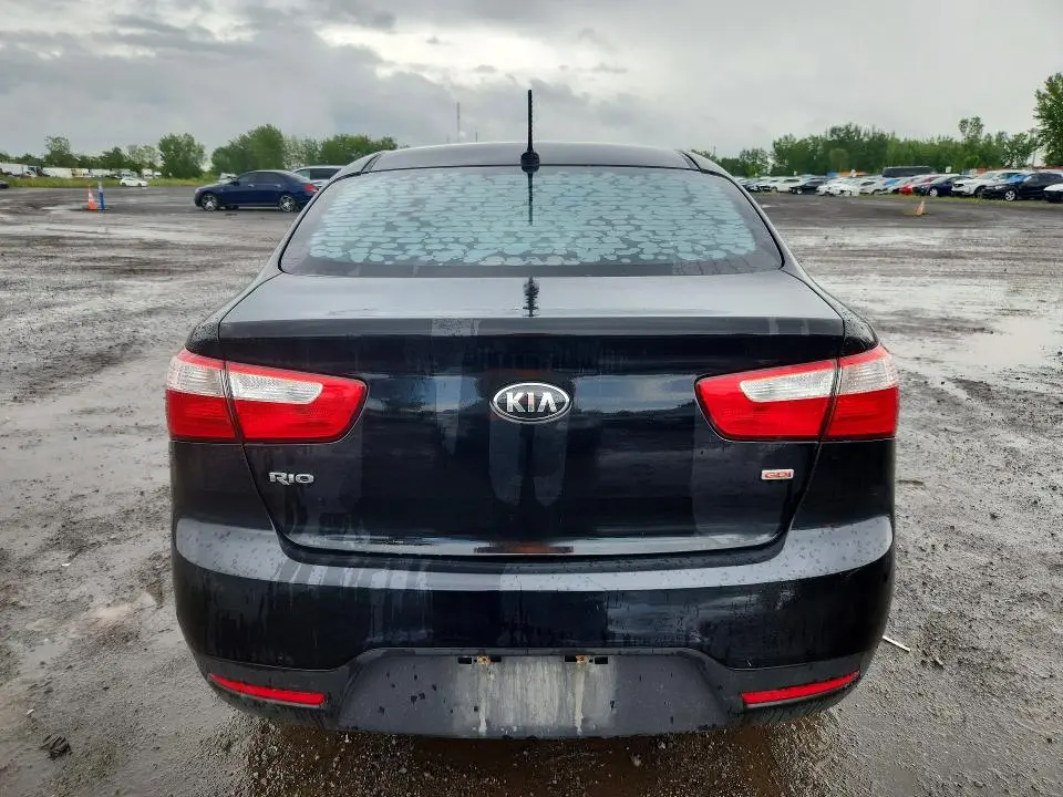 2015 KIA RIO LX  