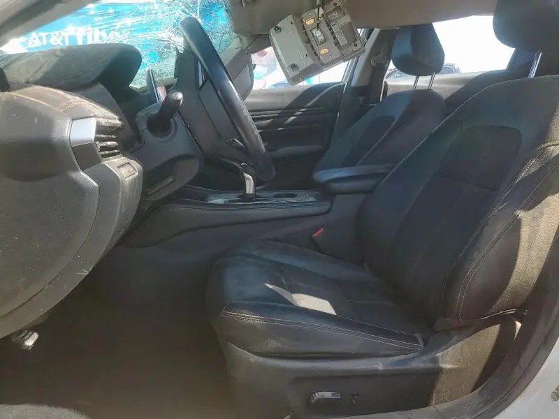 2019 NISSAN ALTIMA SR  