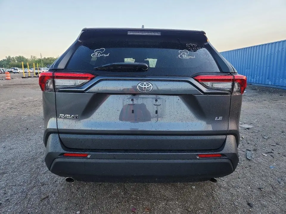 2023 TOYOTA RAV4 LE  