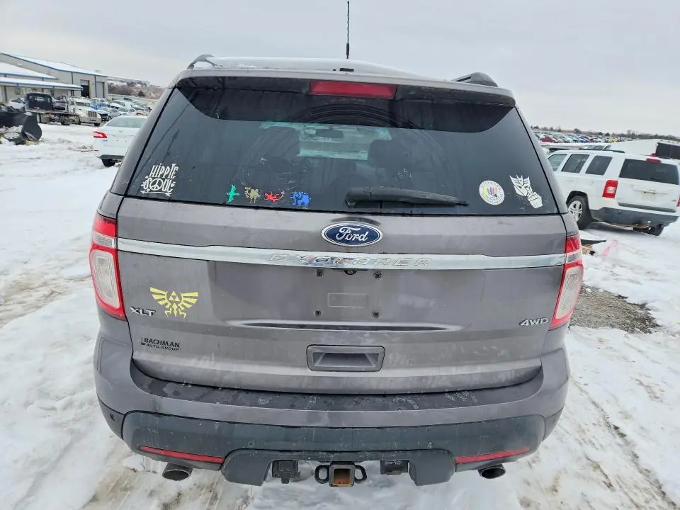 2011 FORD EXPLORER XLT  