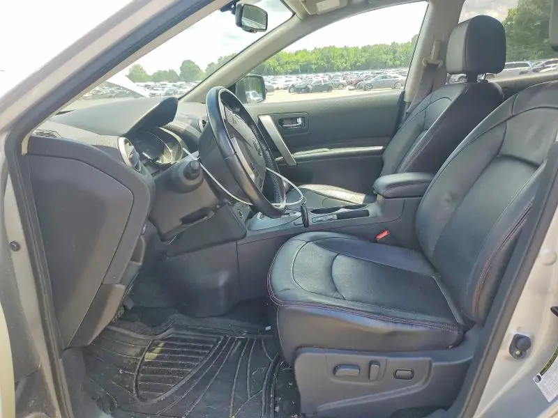 2012 NISSAN ROGUE S  