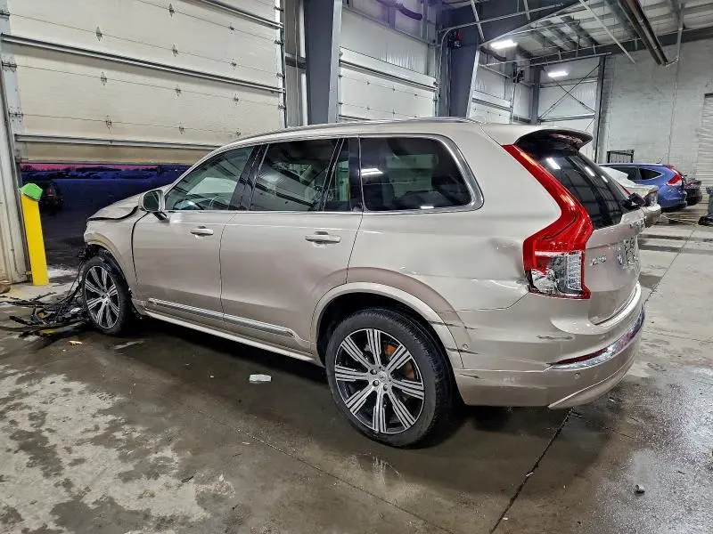 2024 VOLVO XC90 PLUS  