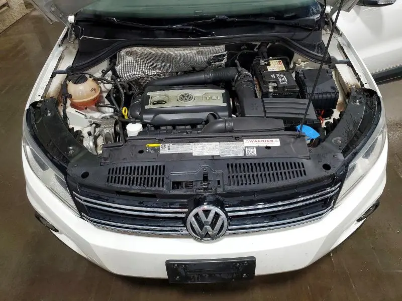 2014 VOLKSWAGEN TIGUAN S  