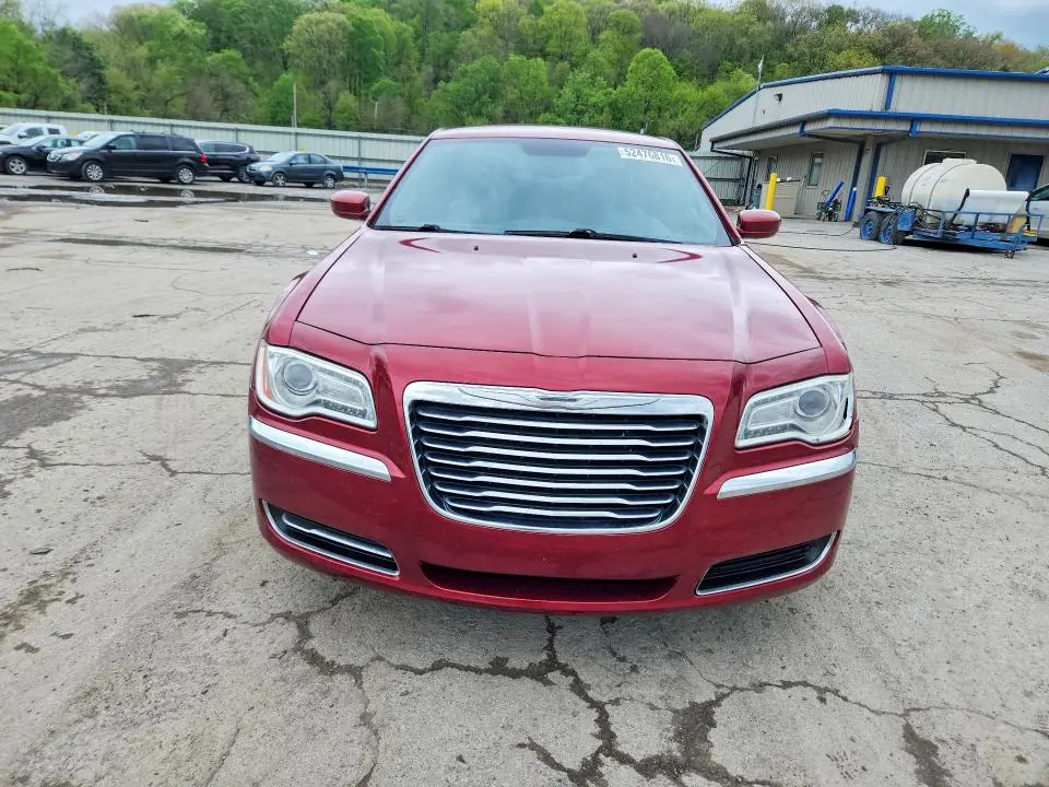 2013 CHRYSLER 300   