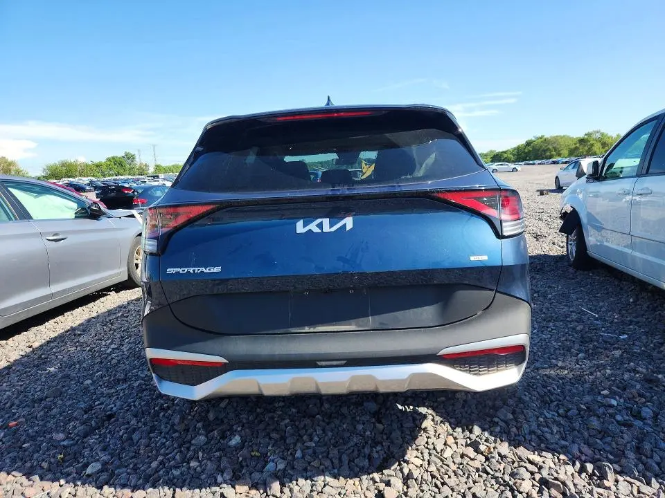 2025 KIA SPORTAGE EX  