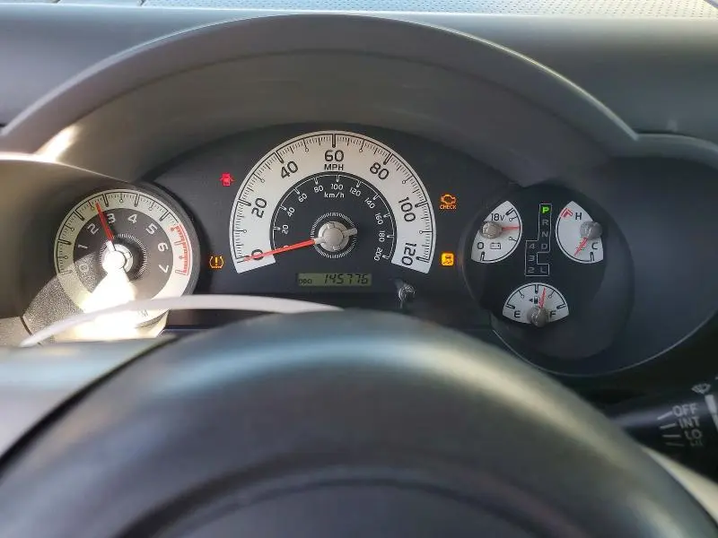 2010 TOYOTA FJ CRUISER BASE  