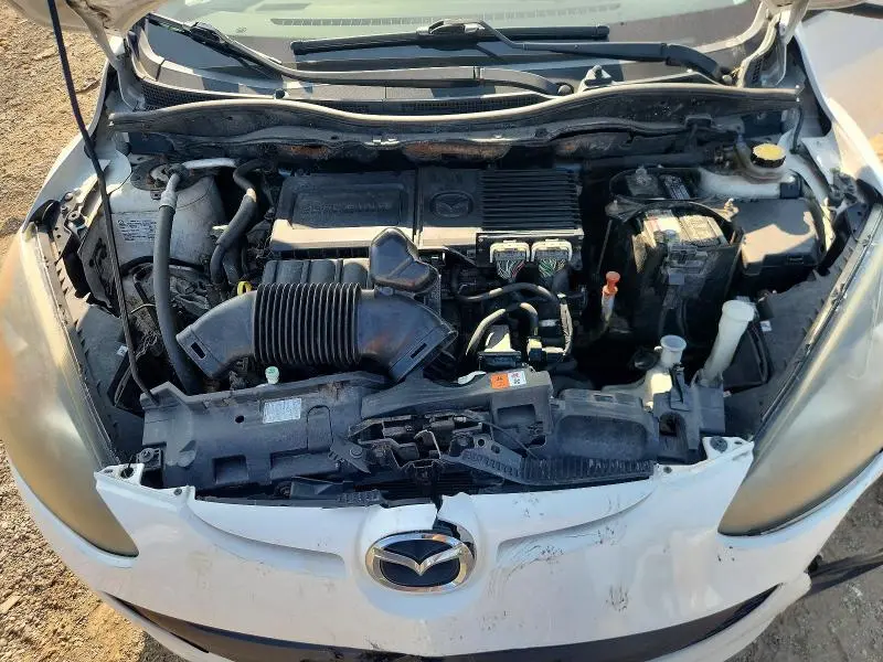 2011 MAZDA MAZDA2   