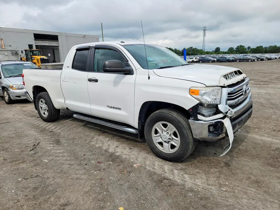 2016 TOYOTA TUNDRA SR5  