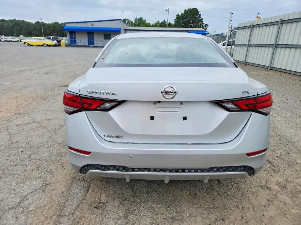 2023 NISSAN SENTRA SV  