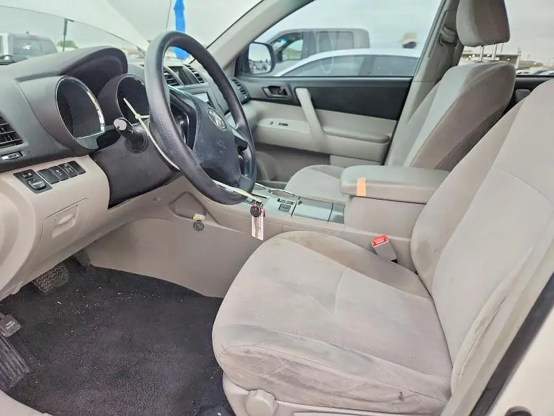 2011 TOYOTA HIGHLANDER BASE  