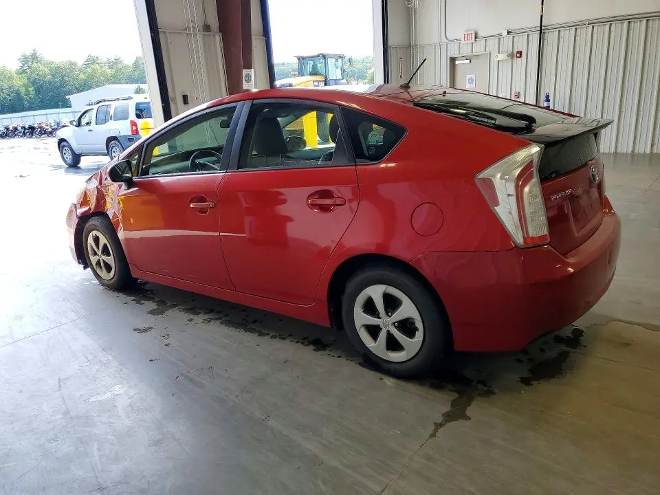 2013 TOYOTA PRIUS TWO  