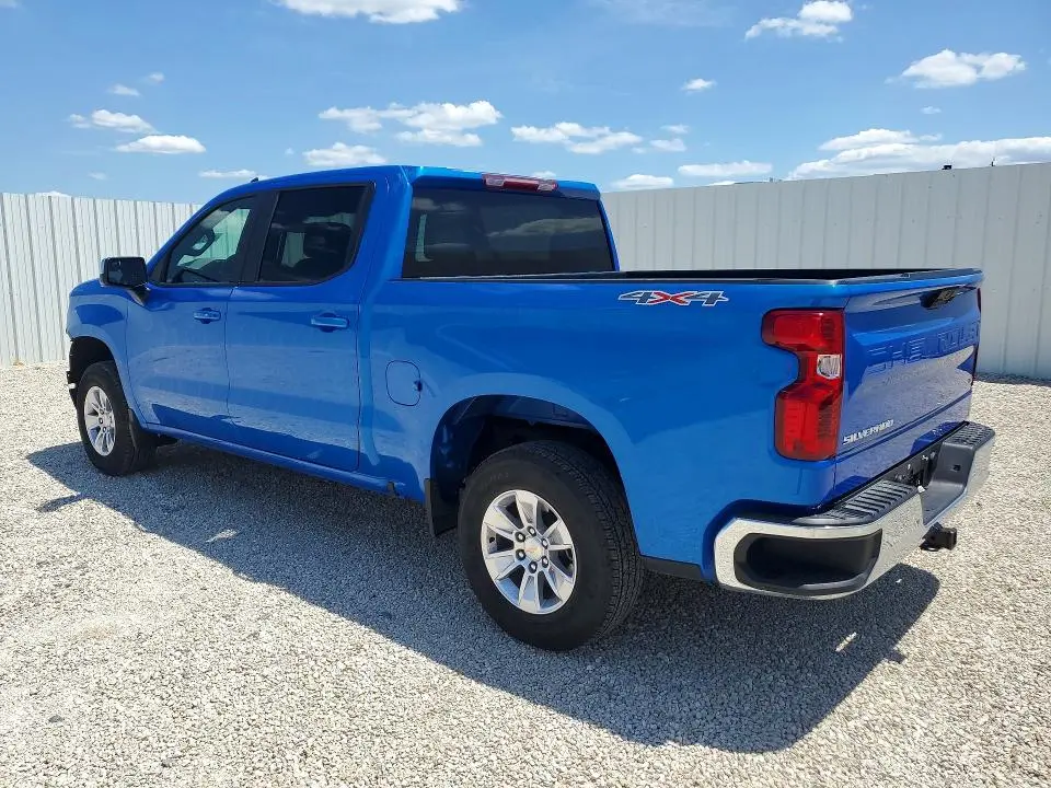 2026 CHEVROLET SILVERADO K1500 LT  
