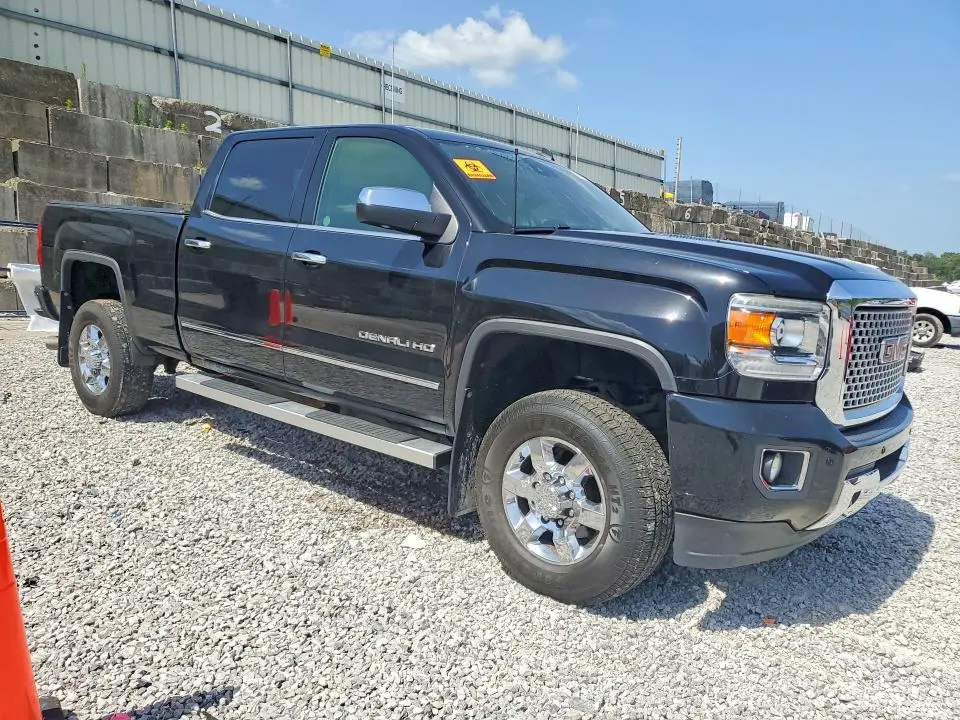 2015 GMC SIERRA K3500 DENALI  