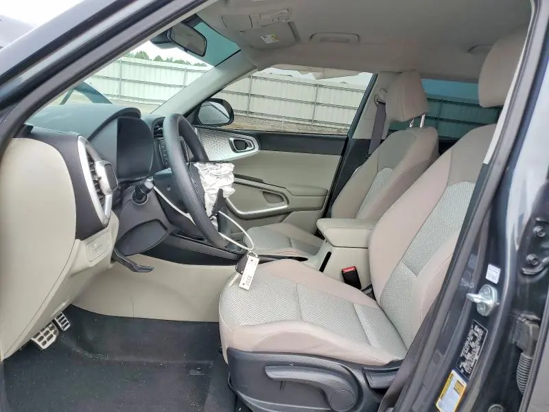 2022 KIA SOUL LX  
