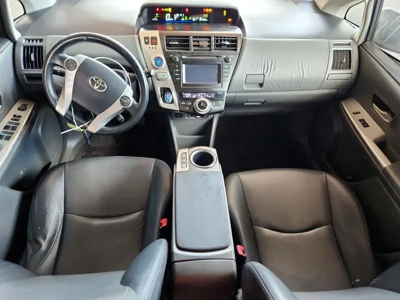 2013 TOYOTA PRIUS V FIVE  