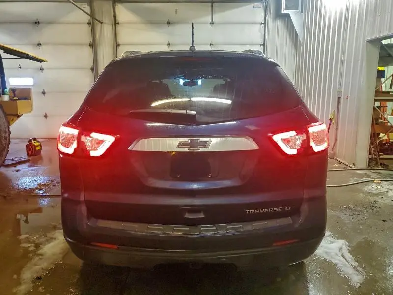 2015 CHEVROLET TRAVERSE LT  