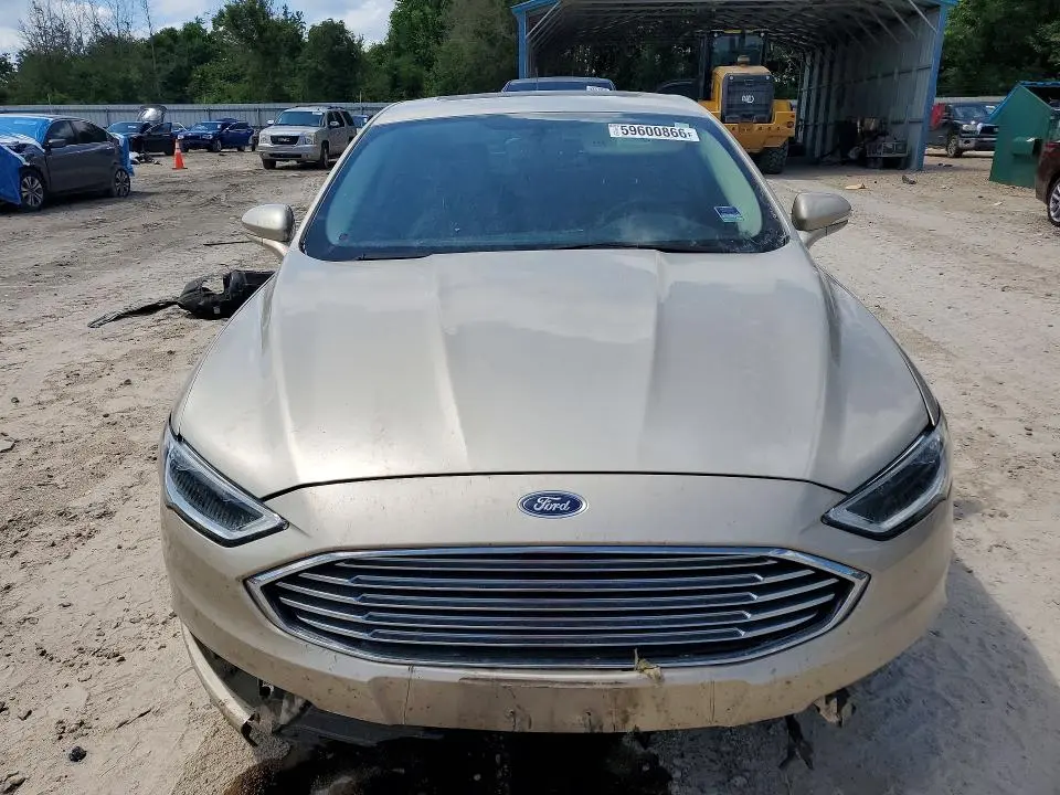 2018 FORD FUSION TITANIUM/PLATINUM  