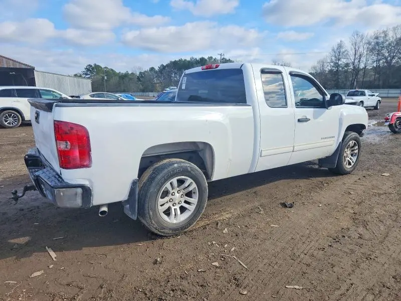 2011 CHEVROLET SILVERADO C1500 LS  
