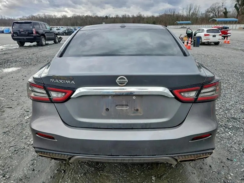 2019 NISSAN MAXIMA S  