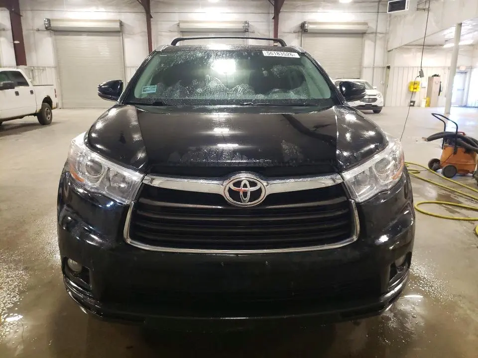2016 TOYOTA HIGHLANDER XLE  