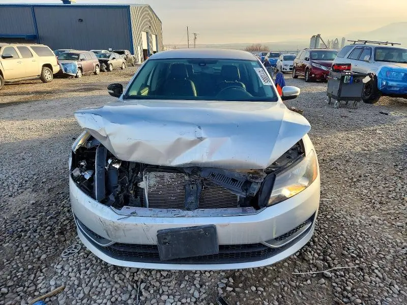 2014 VOLKSWAGEN PASSAT S  