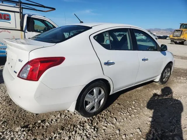 2014 NISSAN VERSA S  