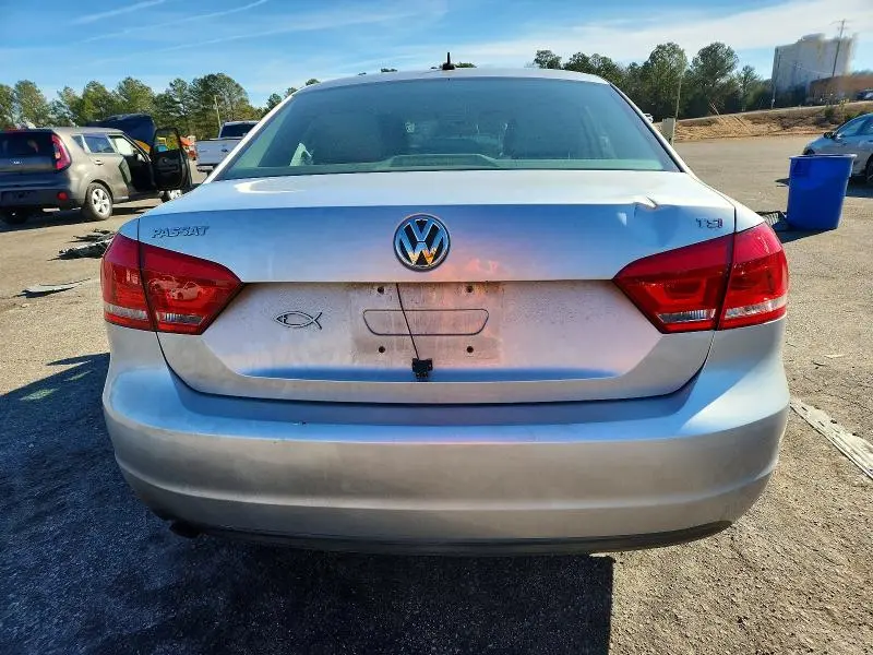 2014 VOLKSWAGEN PASSAT S  