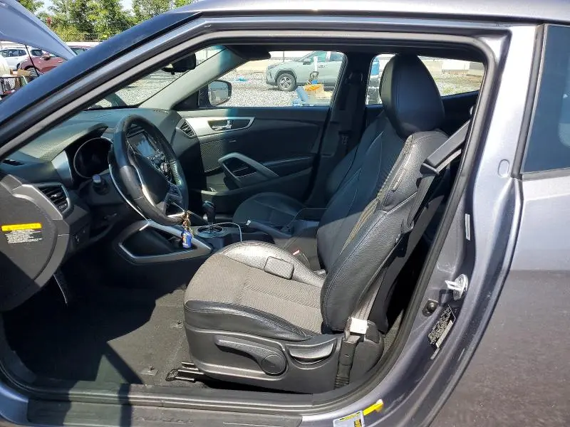 2013 HYUNDAI VELOSTER BASE  
