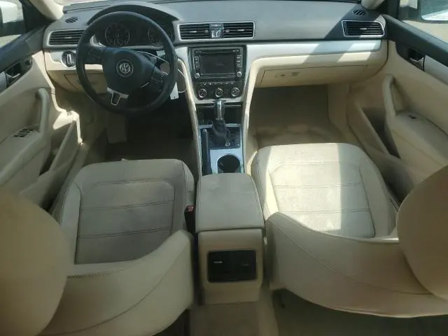 2013 VOLKSWAGEN PASSAT SE  