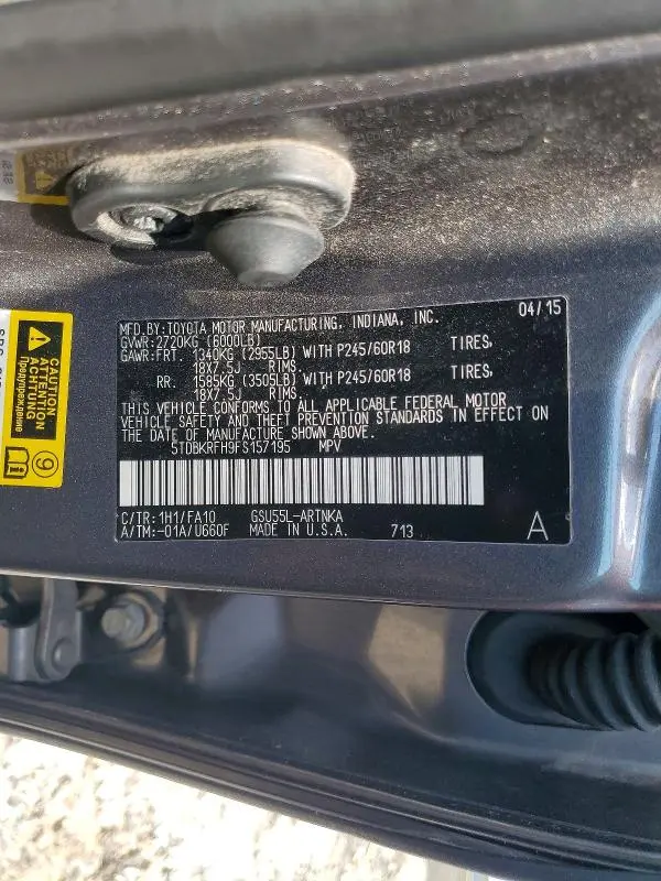 2015 TOYOTA HIGHLANDER LE PLUS  