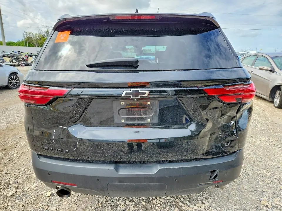 2023 CHEVROLET TRAVERSE LT  