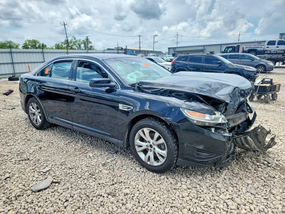 2011 FORD TAURUS SEL  