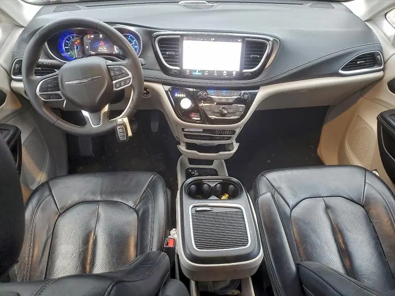 2022 CHRYSLER PACIFICA HYBRID TOURING L  