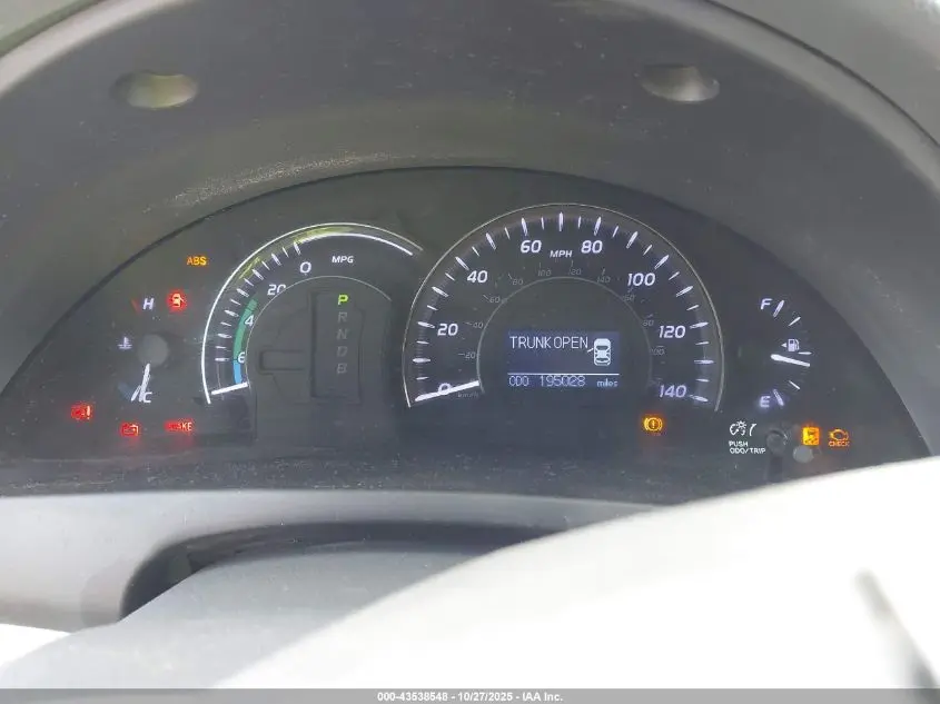 2011 TOYOTA CAMRY HYBRID  