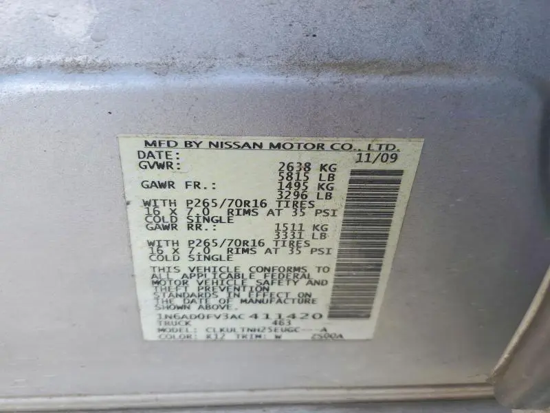 2010 NISSAN FRONTIER SE V6  