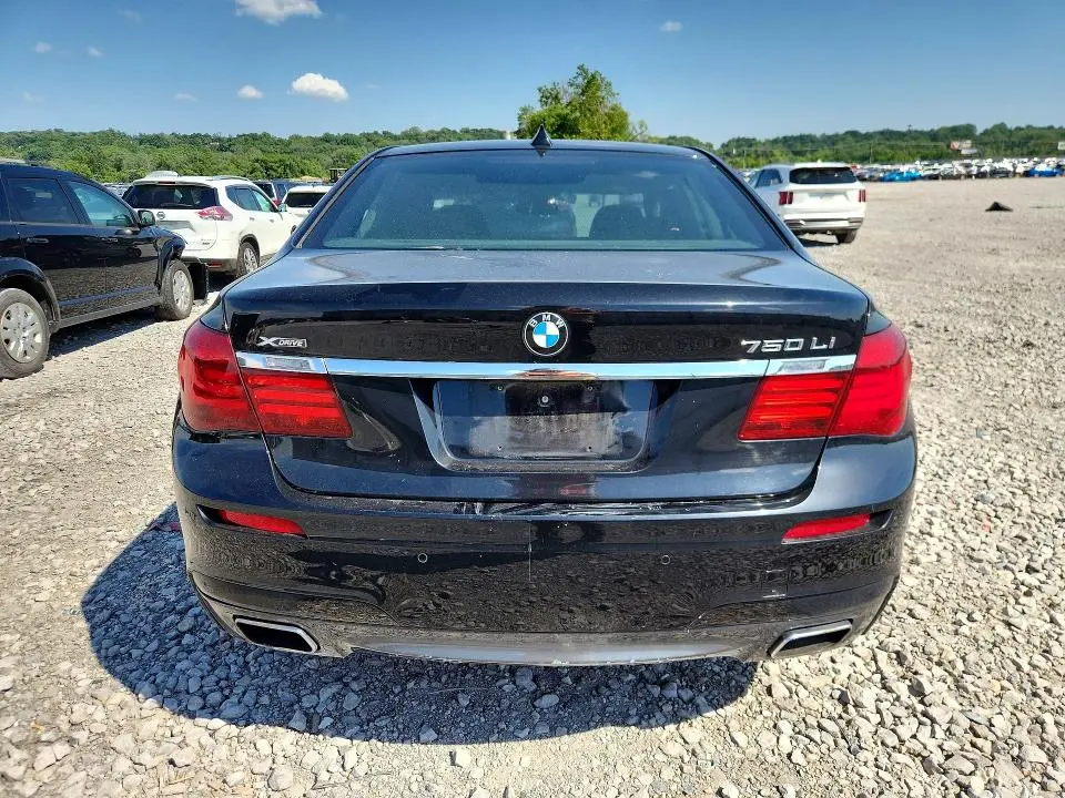 2015 BMW 750 LXI  
