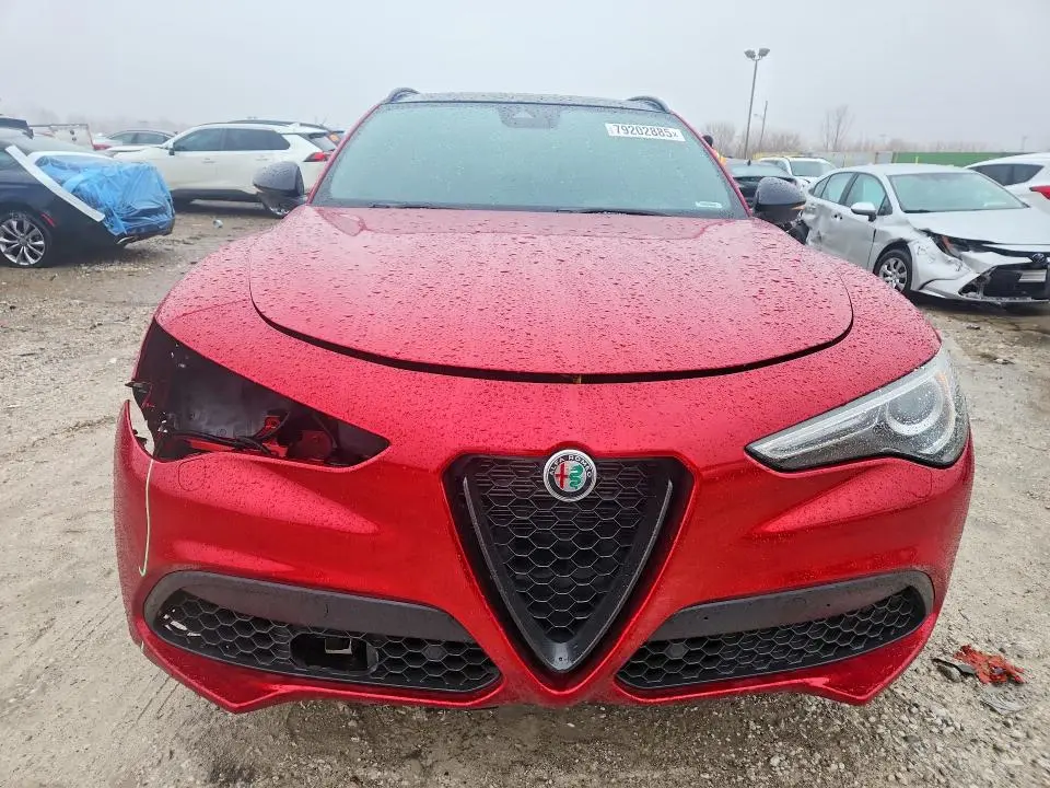 2022 ALFA ROMEO STELVIO TI  