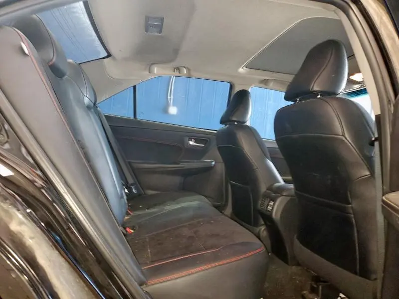 2015 TOYOTA CAMRY XSE  
