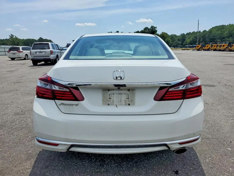 2016 HONDA ACCORD LX  