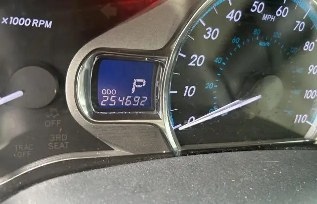 2012 TOYOTA SIENNA XLE  