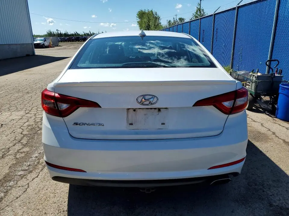 2016 HYUNDAI SONATA SE  