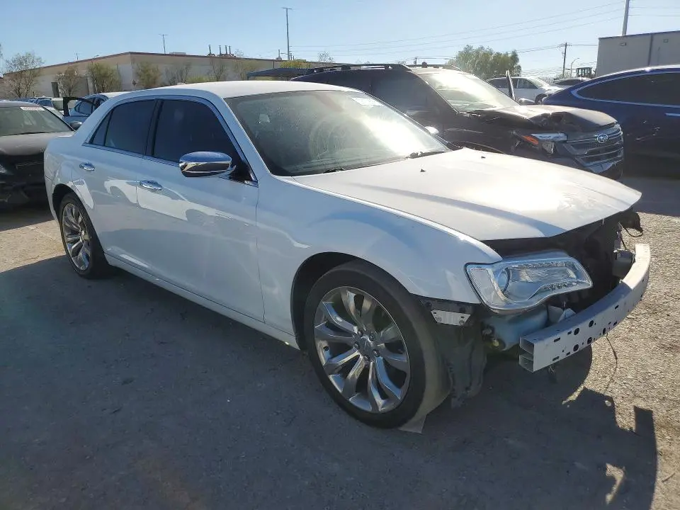 2018 CHRYSLER 300 LIMITED  