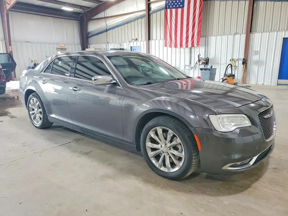2016 CHRYSLER 300C   