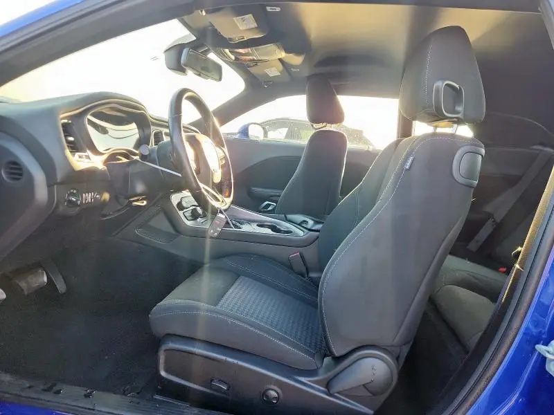 2022 DODGE CHALLENGER SXT  